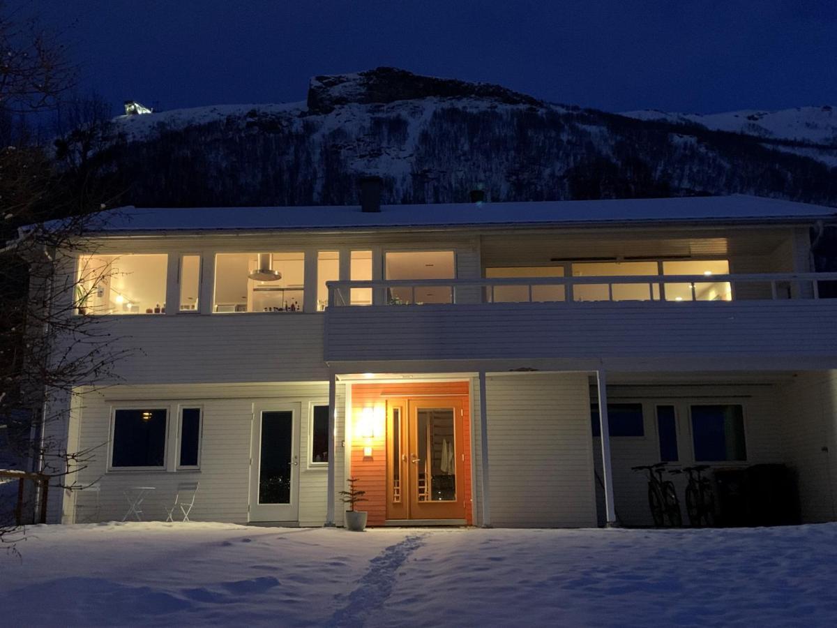 Villa Top View Tromsø Exterior foto